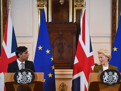 El primer ministro británico, Rishi Sunak, y la presidenta de la Comisión Europea, Ursula von der Leyen.