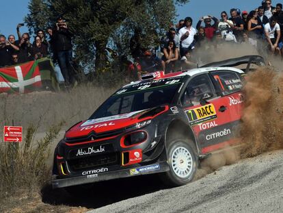 Meeke (Citroen), en la segunda etapa del Rally Catalunya.