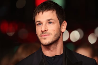 El actor francés Gaspard Ulliel falleció este miércoles, un día después de haber sufrido un aparatoso accidente de esquí que lo mantenía hospitalizado en un estado de máxima gravedad, según confirmó la prensa francesa.