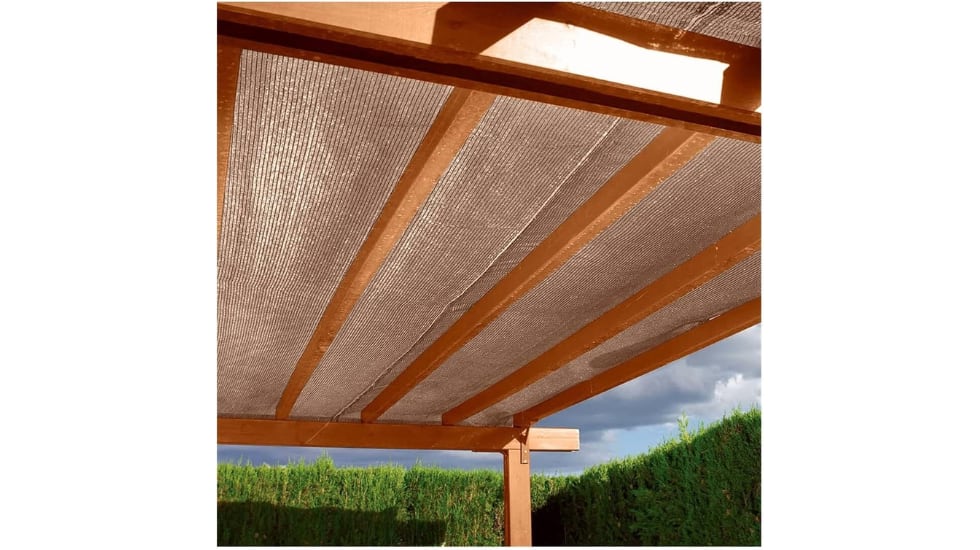 La malla de ocultación es ideal para terrazas, jardines o balcones.