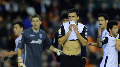 Postiga, durante un partido con el Valencia.