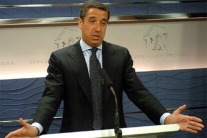 El portavoz del PP en el Congreso, Eduardo Zaplana, ha reiterado que el PP no apoya al Gobierno para iniciar el diálogo con ETA.