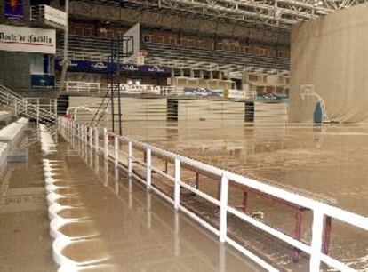 Aspecto del Pabelln Pisuerga tras la inundacin causada por el desbordamiento del ro a causa de las lluvias.