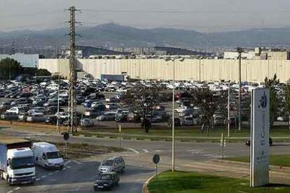 Vista de la fábrica de Nissan en la Zona Franca de Barcelona, donde ocupa casi 530.000 metros cuadrados.
