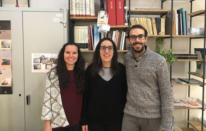 Mónica Ruiz-Roso, Marta Barbero y Manuel Benítez, socios de La Urdimbre.