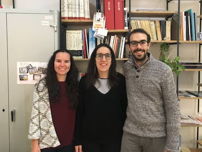 Mónica Ruiz-Roso, Marta Barbero y Manuel Benítez, socios de La Urdimbre.