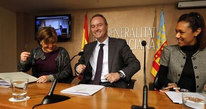 Alberto Fabra, en su comparecencia tras la reuni&oacute;n del Consell. 