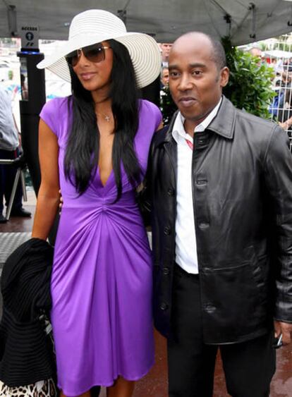 Nicole Scherzinger con el padre de Hamilton.