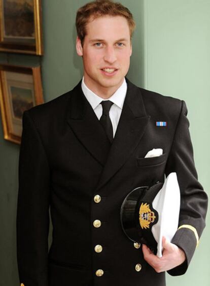 El príncipe Guillermo con su uniforme de la Fuerza Aérea británica, en junio de 2008