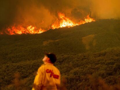 Bombeiro no foco Ranch, em 5 de agosto de 2018.