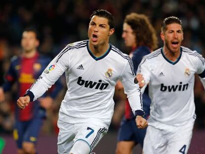 Cristiano Ronaldo celebra un go anotado en el último clásico.