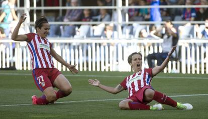 Las jugadores del Atl&eacute;tico festejando un gol.