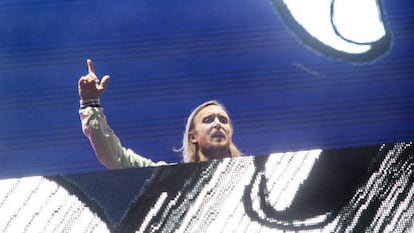 David Guetta, durante su actuaci&oacute;n en el Barcelona Beach Festival.