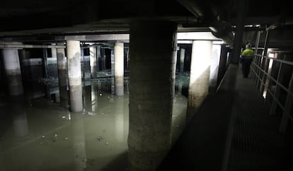 Tanque de tormentas del Club de Campo lleno debido a las últimas lluvias.
