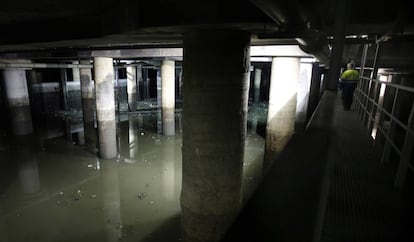 Tanque de tormentas del Club de Campo lleno debido a las &uacute;ltimas lluvias.