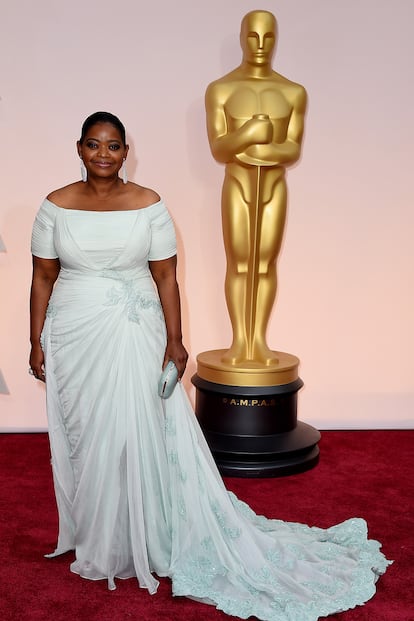 Octavia Spencer, muy elegante con este Tadashi Shoji.