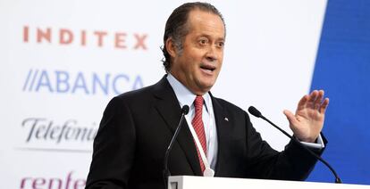 El presidente de Abanca, Juan Carlos Escotet, en el I Foro La Toja Vínculo Atlántico.