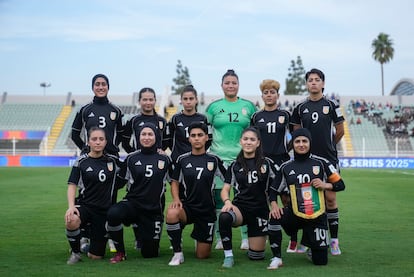 Fútbol femenino afgano