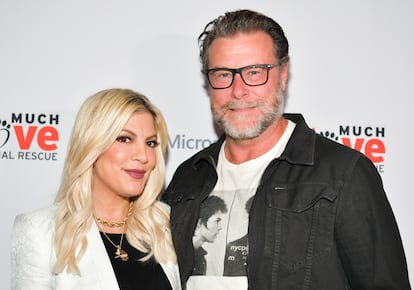 Tori Spelling y Dean McDermott en un evento en Los Ángeles, en octubre de 2019.