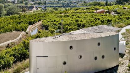 &#039;Machine-home&#039;, casa hecha por Ad-Hoc con materiales prefabricados.