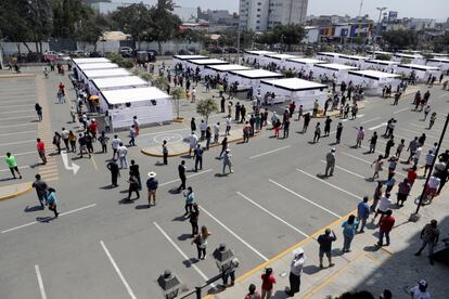 Perú se enfrenta al momento perfecto para la antipolítica. La credibilidad en las instituciones del país es nula, con seis de los siete últimos presidentes acusados por corrupción. 