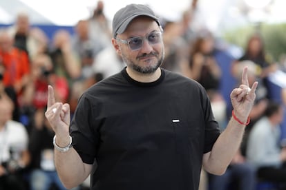 El director Kiril Serébrennikov posa ante los fotógrafos en Cannes este martes.