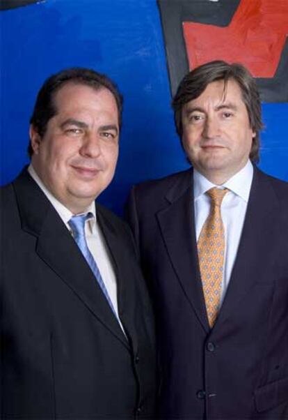 José Antonio Sáinz y Juan Carlos Cubeiro, autores de 'El club del liderazgo'.
