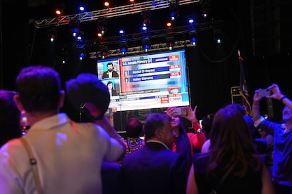Seguidores de Abdul El-Sayed en el evento de cierre de elecciones en el Majestic Theatre, en Detroit, este martes.