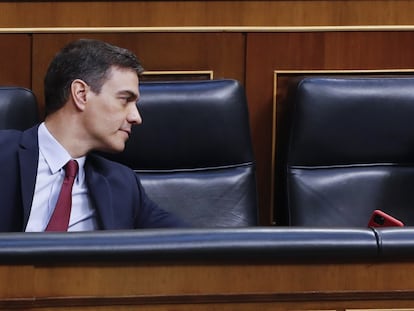 PM Pedro Sánchez and Deputy PM Carmen Calvo during the question and answer session in Congress on Wednesday.