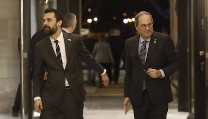 El presidente del Parlament, Roger Torrent (izquierda) junto al de la Generalitat, Quim Torra.
