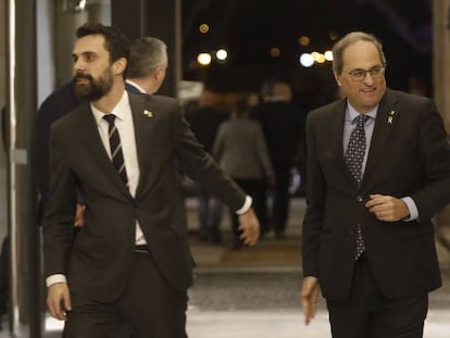 El presidente del Parlament, Roger Torrent (izquierda) junto al de la Generalitat, Quim Torra.