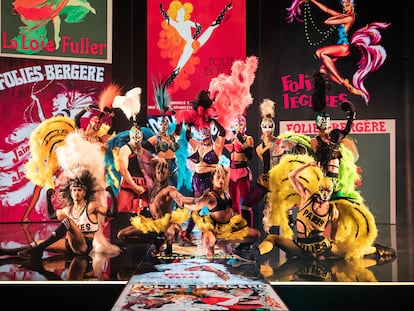 Escena del espectáculo Fashion Freak Show dirigido por el diseñador francés Jean Paul Gaultier.