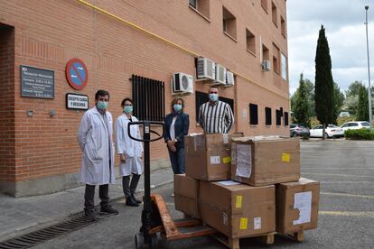 Donaciones en el Ayuntamiento de Alcalá de Henarese, una imagen facilitada por el Consistorio.