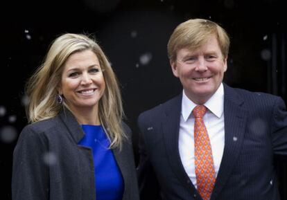 Los futuros reyes de Holanda, M&aacute;xima y Guillermo, en &Aacute;msterdam.