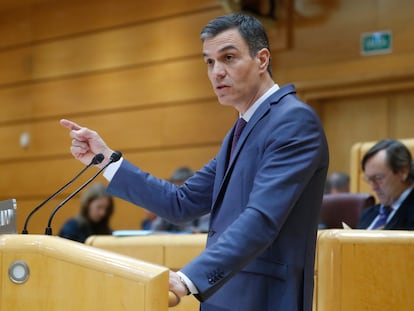 El presidente del Gobierno, Pedro Sánchez, durante su intervención en el pleno del Senado, este martes.