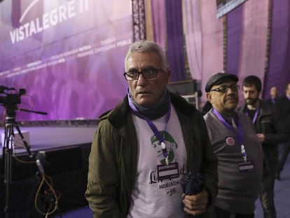 El diputado de Podemos Diego Ca&ntilde;amero, en Vistalegre.