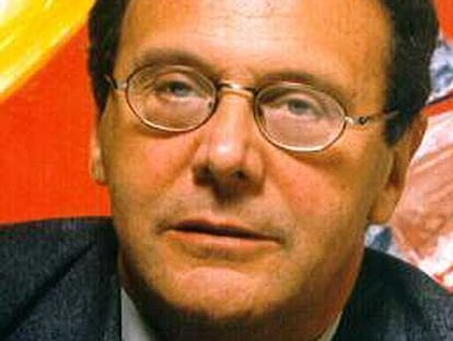 Emilio Fontela.