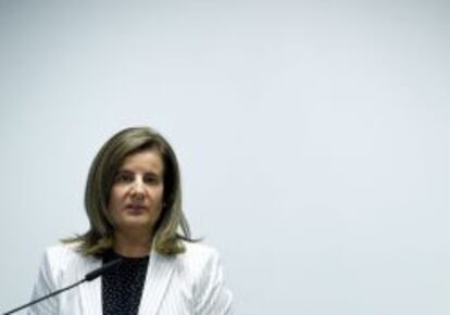 GRA325. MADRID, 23/09/2013.- La ministra de Empleo, Fátima Báñez, durante su intervención en la presentación del Programa de Liderazgo Público en Emprendimiento e Innovación (PLPE).