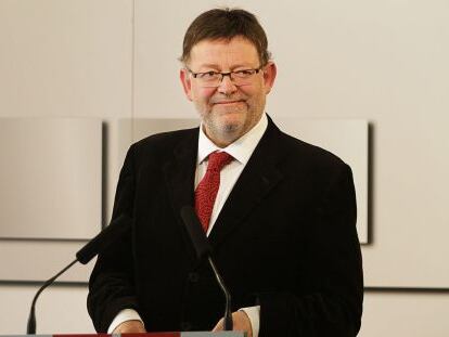 El secretario general del PSPV-PSOE, Ximo Puig, en una rueda de prensa en la sede de Blanquer&iacute;as.