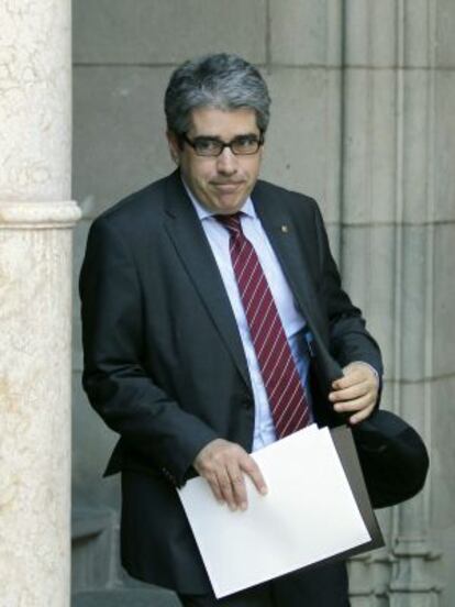 Francesc Homs, ayer, dirigindose a la reunin del Consell Executiu de la Generalitat.