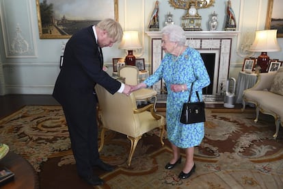 El 24 de julio de 2019 Isabel II recibe a Boris Johnson, sucesor de Theresa May, para invitarle a ser primer ministro y a formar Gobierno.