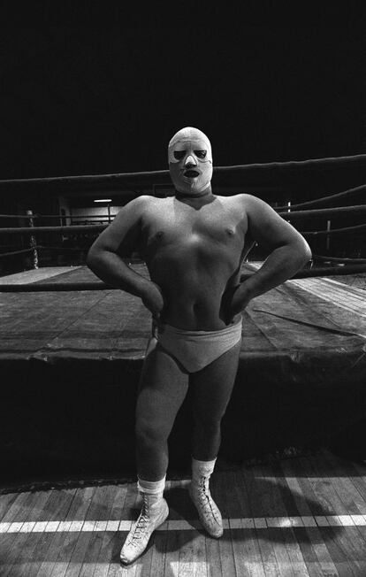 'El ángel blanco', de la serie 'Luchadores' (1987).