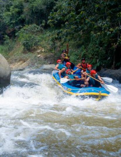 Rafting en el municipio de Jarabacoa (República Dominicana).