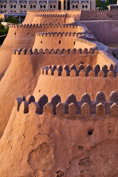 La espectacular muralla de Jiva.