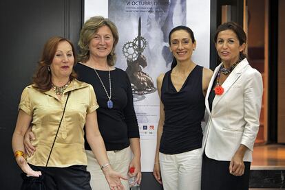 Antonia Bueno, Giovanna Ribes, Rosana Pastor y Nuria Cidoncha, ayer en la Filmoteca de Valencia.