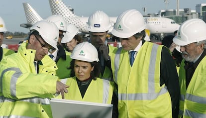 Soraya Sáenz de Santamaría, en la visita d'obres