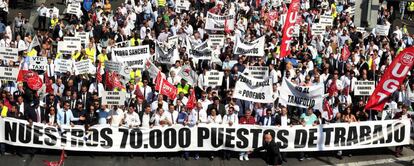 Protesta de conductores de vehículos de alquiler con conductor (VTC) en Madrid.