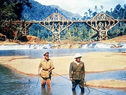 Un fotograma de la película <i>El puente sobre el río Kwai.</i>