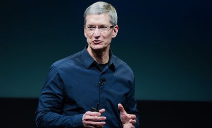 Tim Cook, CEO de Apple, 378 millones de dólares