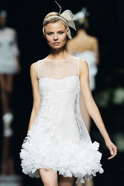 Vestido del desfile Primavera-Verano 2013 de Manuel Mota para Pronovias.